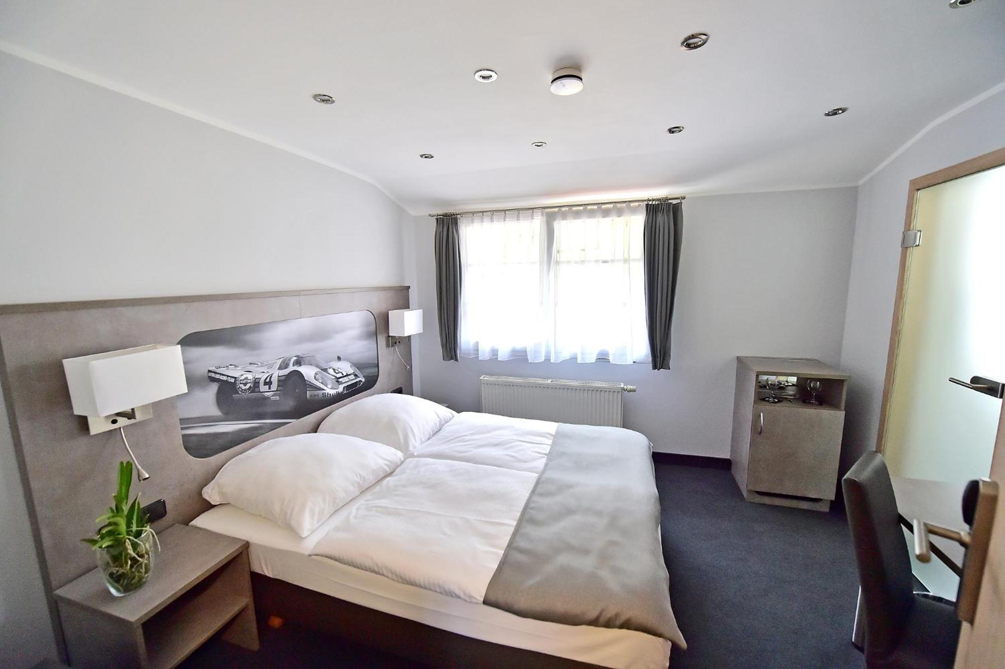 Gt3 Hotel Honerath Quarto foto